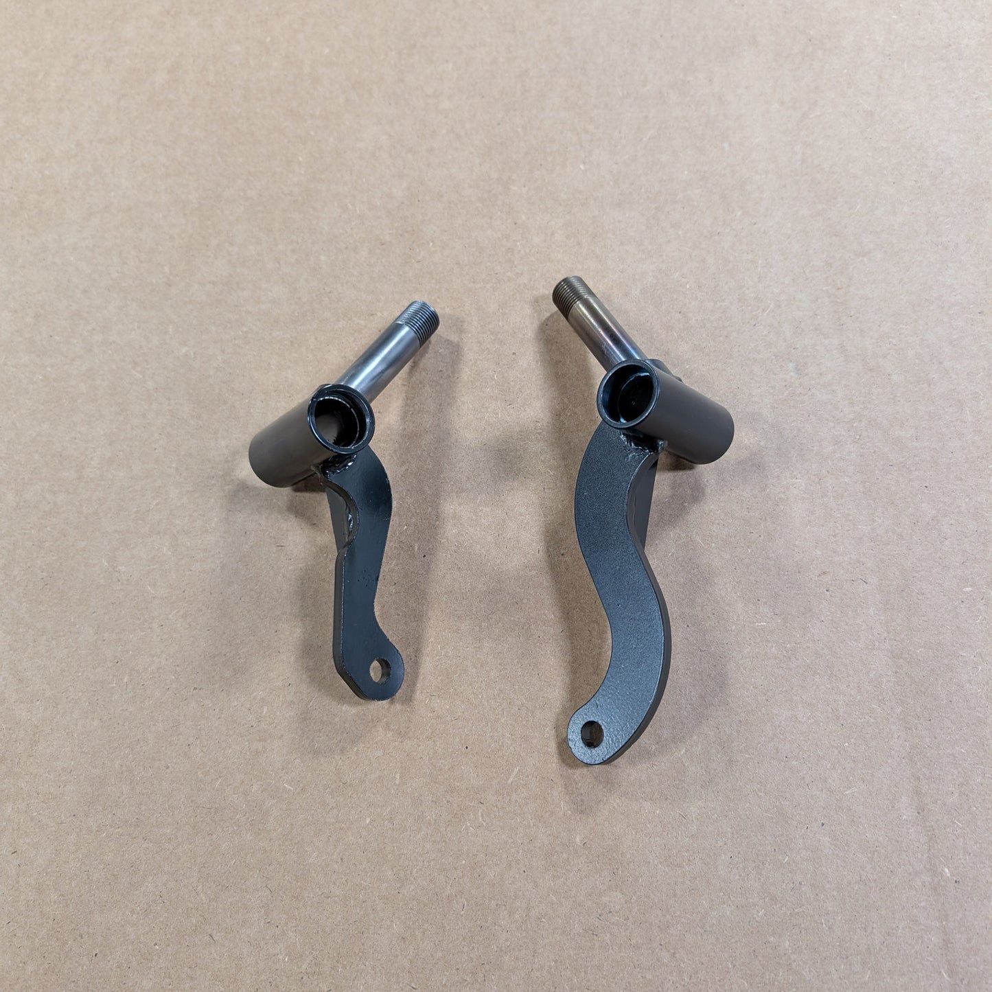 Front- Spindle Left Std/Right Extended Set (w/o bearings)